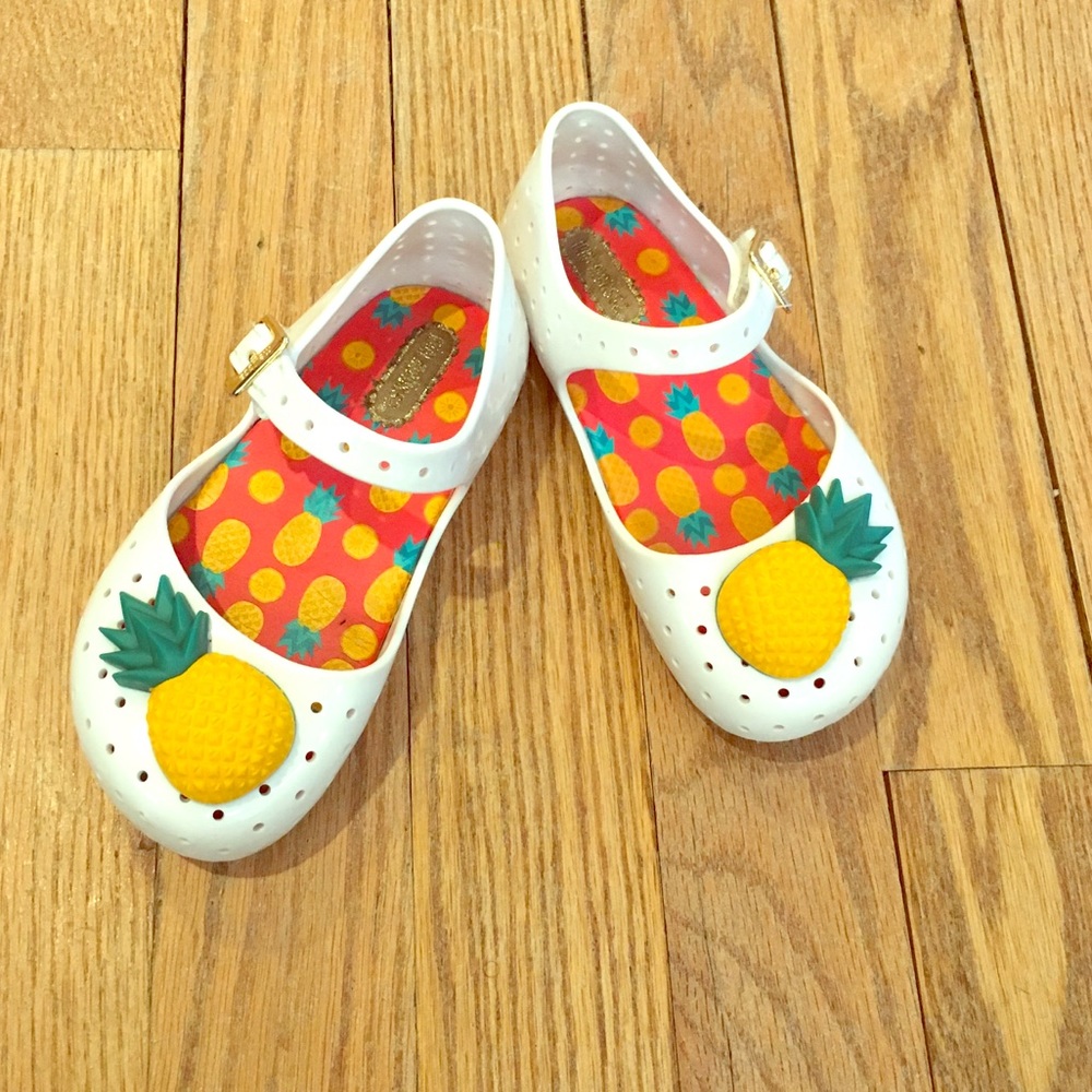 Mini Melissa pineapple shoes size 8